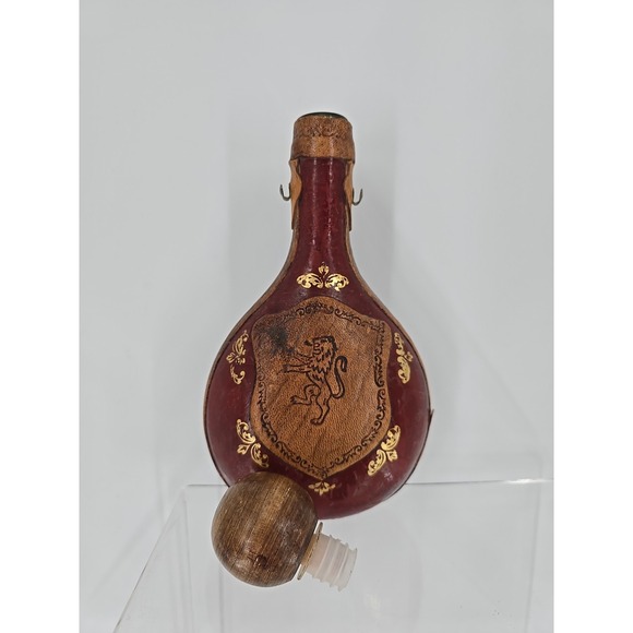 Vintage Italy Leather Wrapped Decanter Wine Bottle Shield Crest Lion 13\